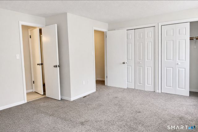 16 East Gate Lane 16, Hamden, CT 06514