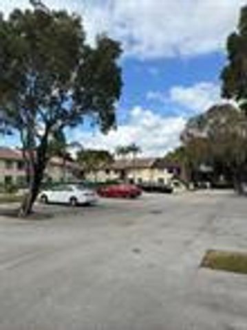 2526 Riverside Drive 112, Coral Springs, FL 33065