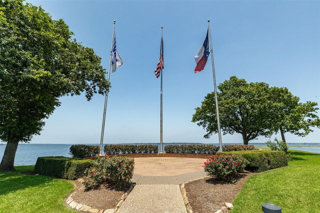 12902 Walden Road, Montgomery, TX 77356