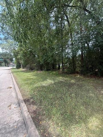 12902 Walden Road, Montgomery, TX 77356
