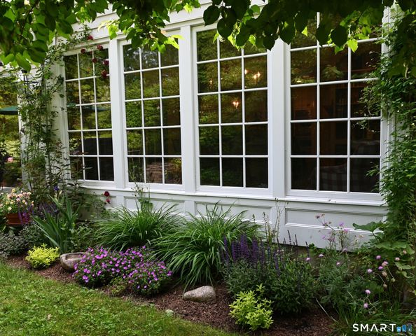 85 Bittersweet Lane, New Canaan, CT 06840