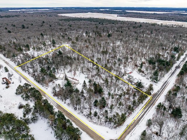 1095 Fern Avenue, Grand Marsh, WI 53936