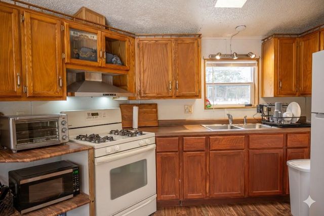 1095 Fern Avenue, Grand Marsh, WI 53936