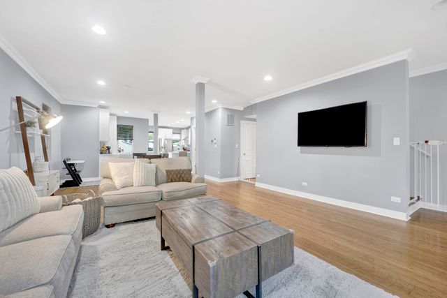 1626 N Spaulding Avenue, Chicago, IL 60647