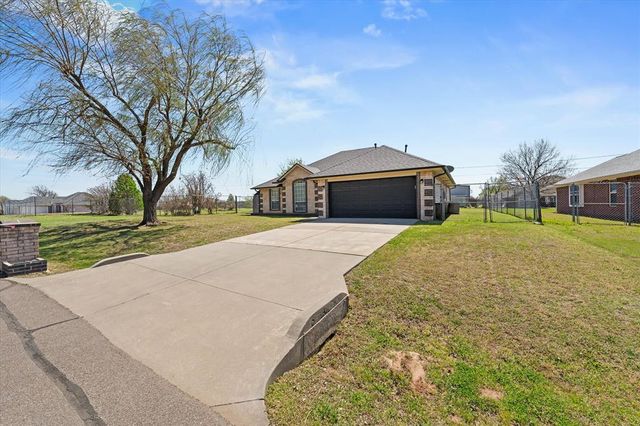 5904 SE 10th Street, Oklahoma City, OK 73110