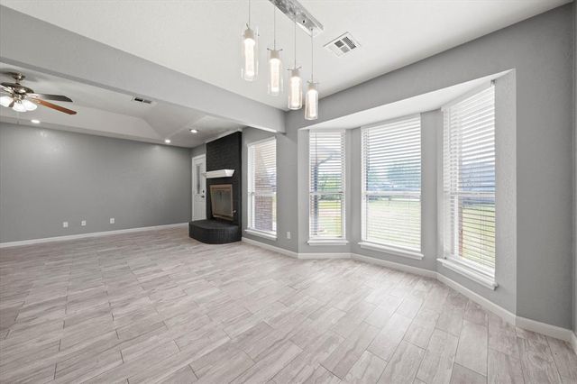 5904 SE 10th Street, Oklahoma City, OK 73110