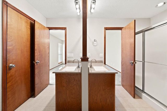 5904 SE 10th Street, Oklahoma City, OK 73110