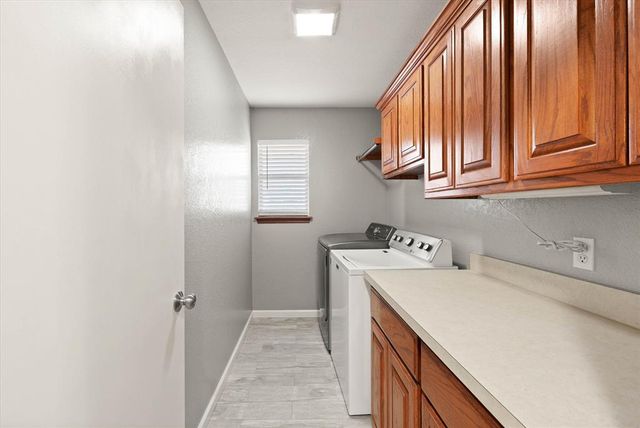 5904 SE 10th Street, Oklahoma City, OK 73110