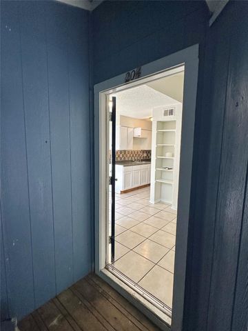 4322 Gillis ST 204, Austin, TX 78745