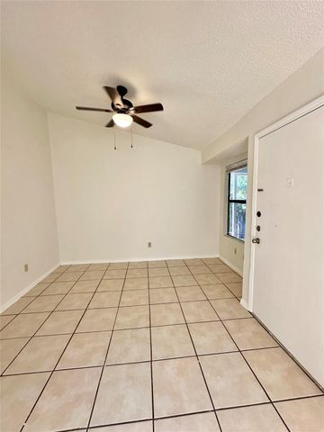 4322 Gillis ST 204, Austin, TX 78745