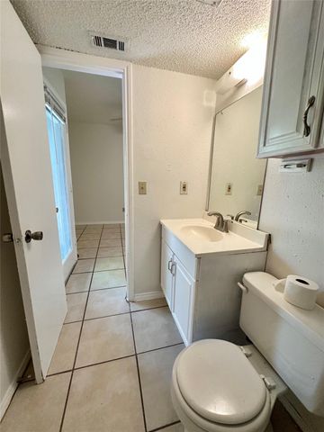 4322 Gillis ST 204, Austin, TX 78745