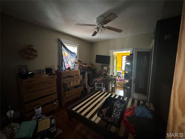 5432 Bates Street, St Louis, MO 63116