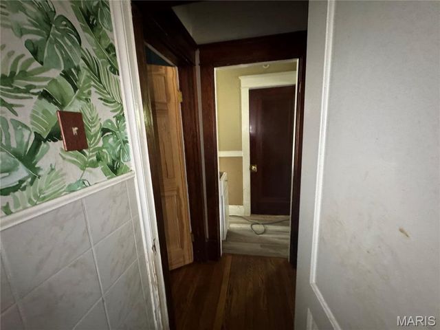 5432 Bates Street, St Louis, MO 63116