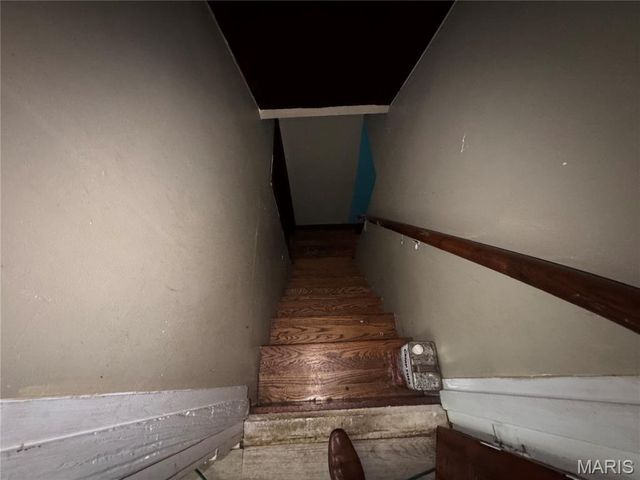 5432 Bates Street, St Louis, MO 63116