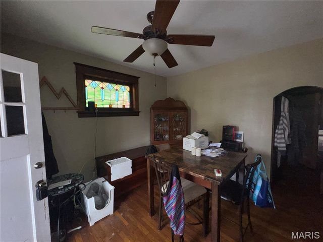 5432 Bates Street, St Louis, MO 63116