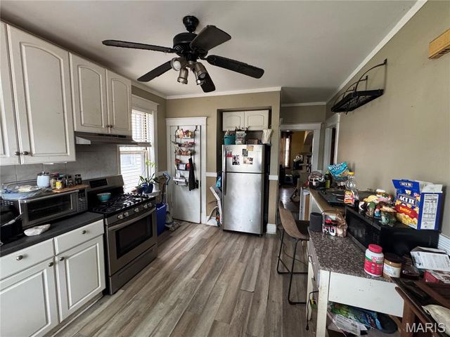 5432 Bates Street, St Louis, MO 63116