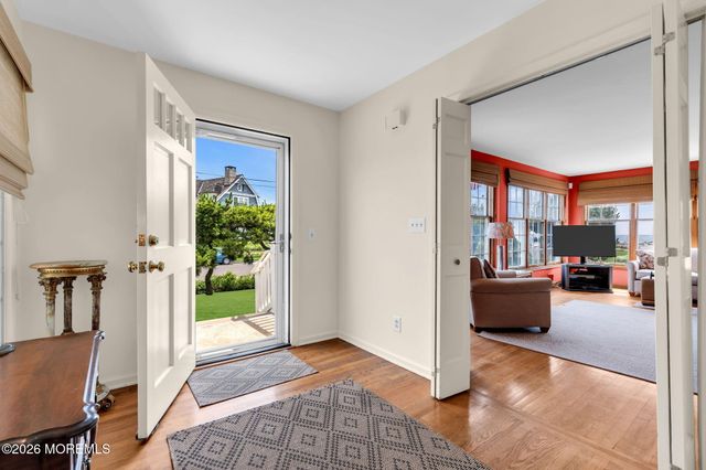 5 Howell Avenue, Spring Lake, NJ 07762