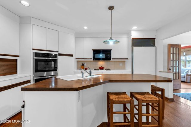 5 Howell Avenue, Spring Lake, NJ 07762
