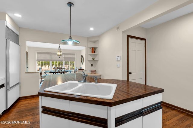 5 Howell Avenue, Spring Lake, NJ 07762