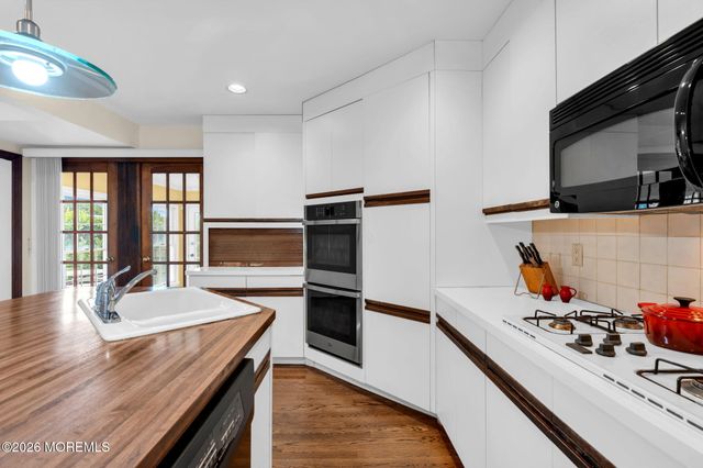 5 Howell Avenue, Spring Lake, NJ 07762