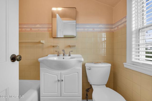 5 Howell Avenue, Spring Lake, NJ 07762