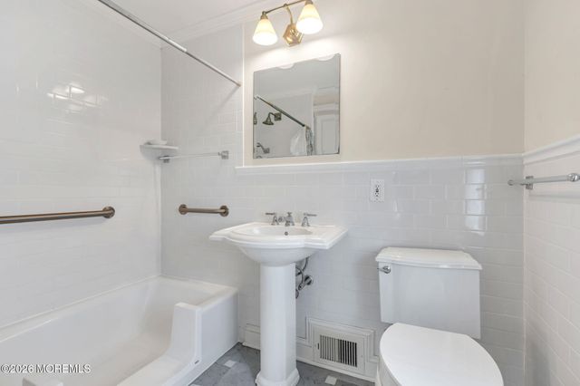5 Howell Avenue, Spring Lake, NJ 07762