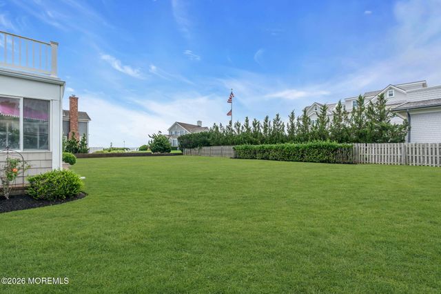 5 Howell Avenue, Spring Lake, NJ 07762