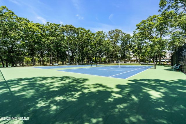 5 Howell Avenue, Spring Lake, NJ 07762