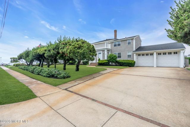 5 Howell Avenue, Spring Lake, NJ 07762