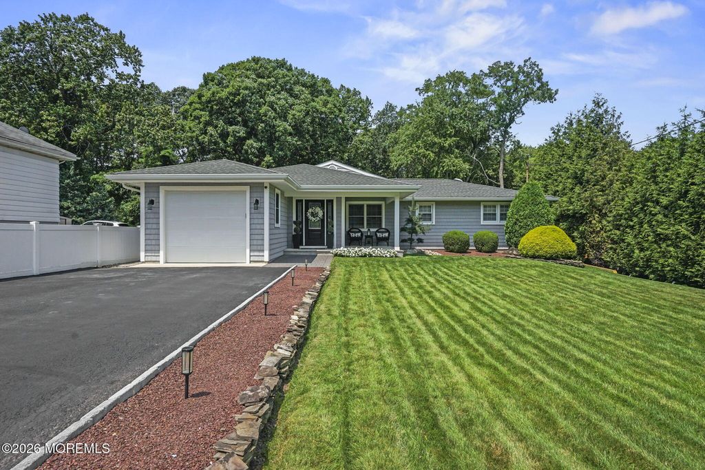 100 Tennent Road, Morganville, NJ 07751