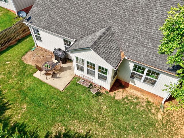 214 Ashridge Way, Simpsonville, SC 29681