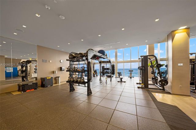 1830 S Ocean Drive 2808, Hallandale Beach, FL 33009