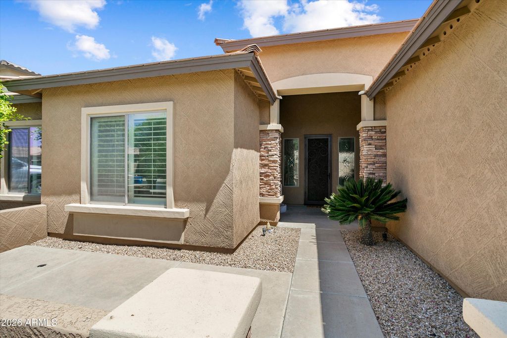 18248 W BANFF Lane, Surprise, AZ 85388 — photo 4
