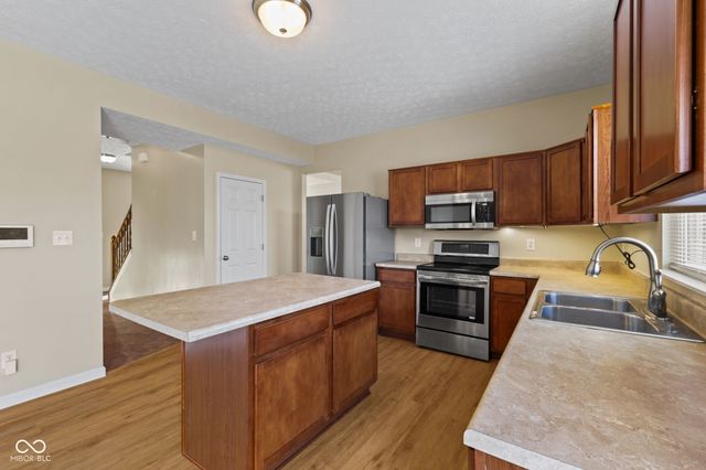 8346 Bravestone Way, Indianapolis, IN 46239