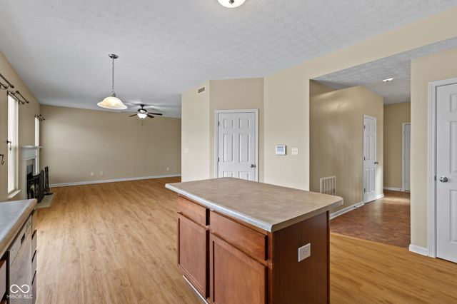 8346 Bravestone Way, Indianapolis, IN 46239