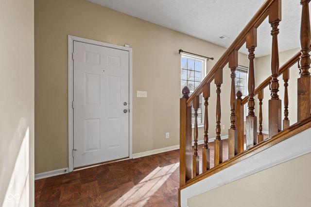 8346 Bravestone Way, Indianapolis, IN 46239