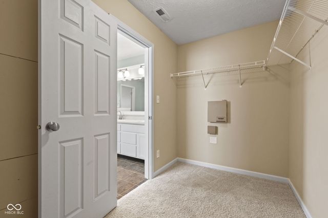 8346 Bravestone Way, Indianapolis, IN 46239