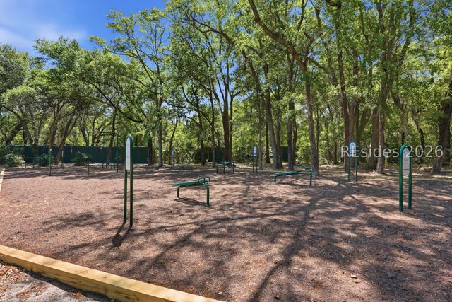 71 Tucker Ridge Ct, Hilton Head Island, SC 29926