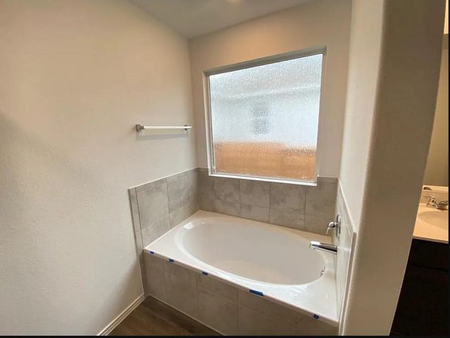 490 Jack Ryan ST, Kyle, TX 78640