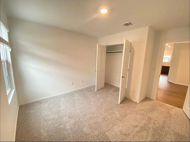 490 Jack Ryan ST, Kyle, TX 78640