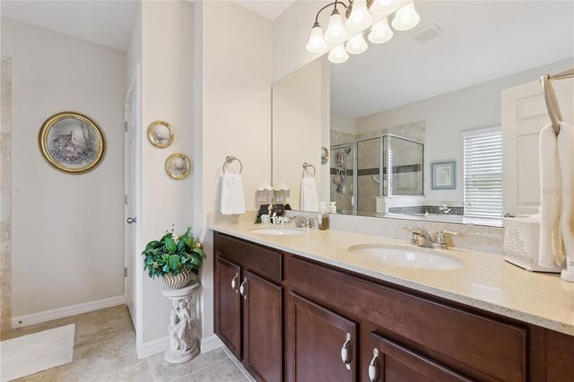 518 CADIZ LOOP, Davenport, FL 33837