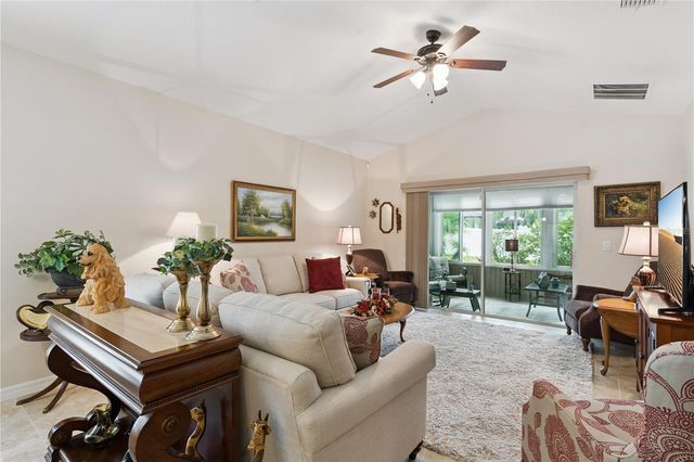 518 CADIZ LOOP, Davenport, FL 33837