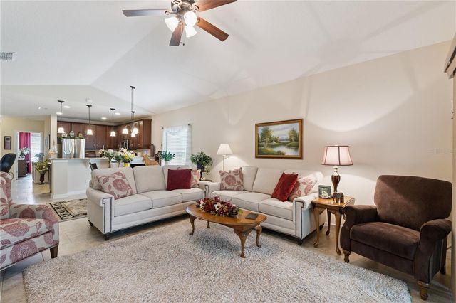 518 CADIZ LOOP, Davenport, FL 33837