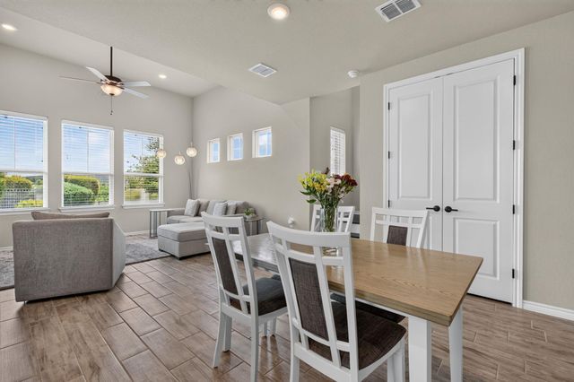 105 Harborside DR 101, San Marcos, TX 78666