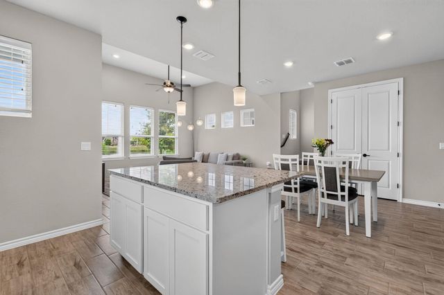 105 Harborside DR 101, San Marcos, TX 78666