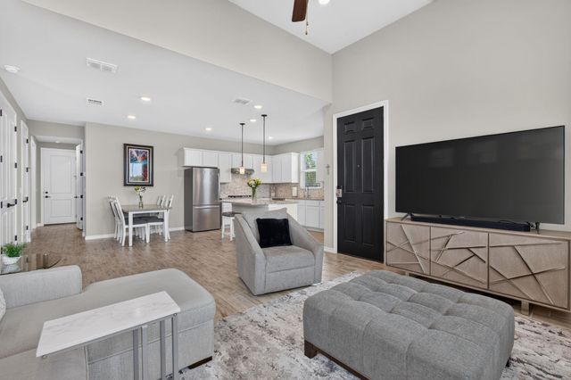 105 Harborside DR 101, San Marcos, TX 78666