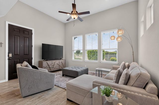 105 Harborside DR 101, San Marcos, TX 78666