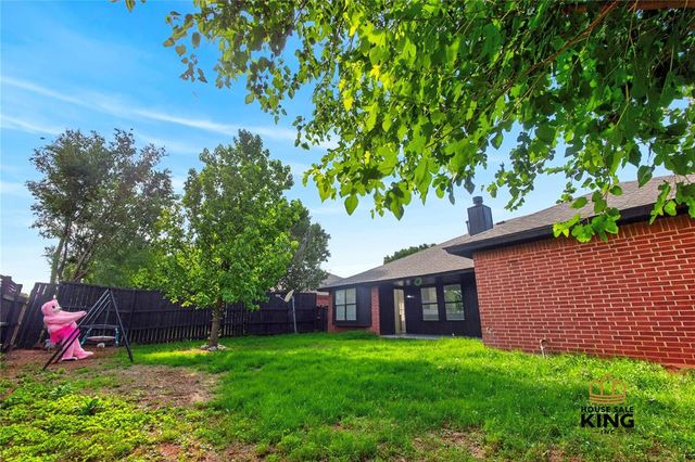 2612 NW 160th Street, Edmond, OK 73013