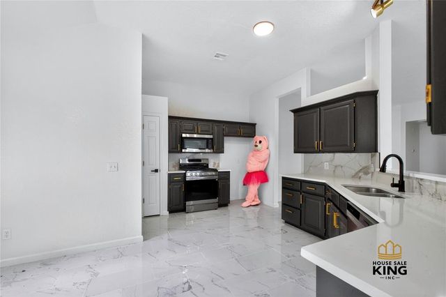2612 NW 160th Street, Edmond, OK 73013