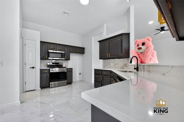2612 NW 160th Street, Edmond, OK 73013